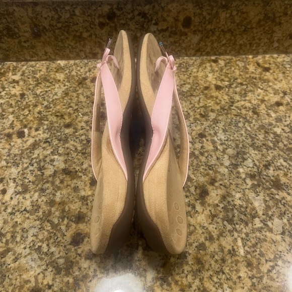 Vionic Bella Sandals Womens Sz 9 Pink Shimmer Comfy Arch Support Flip Flop - Picture 10 of 10